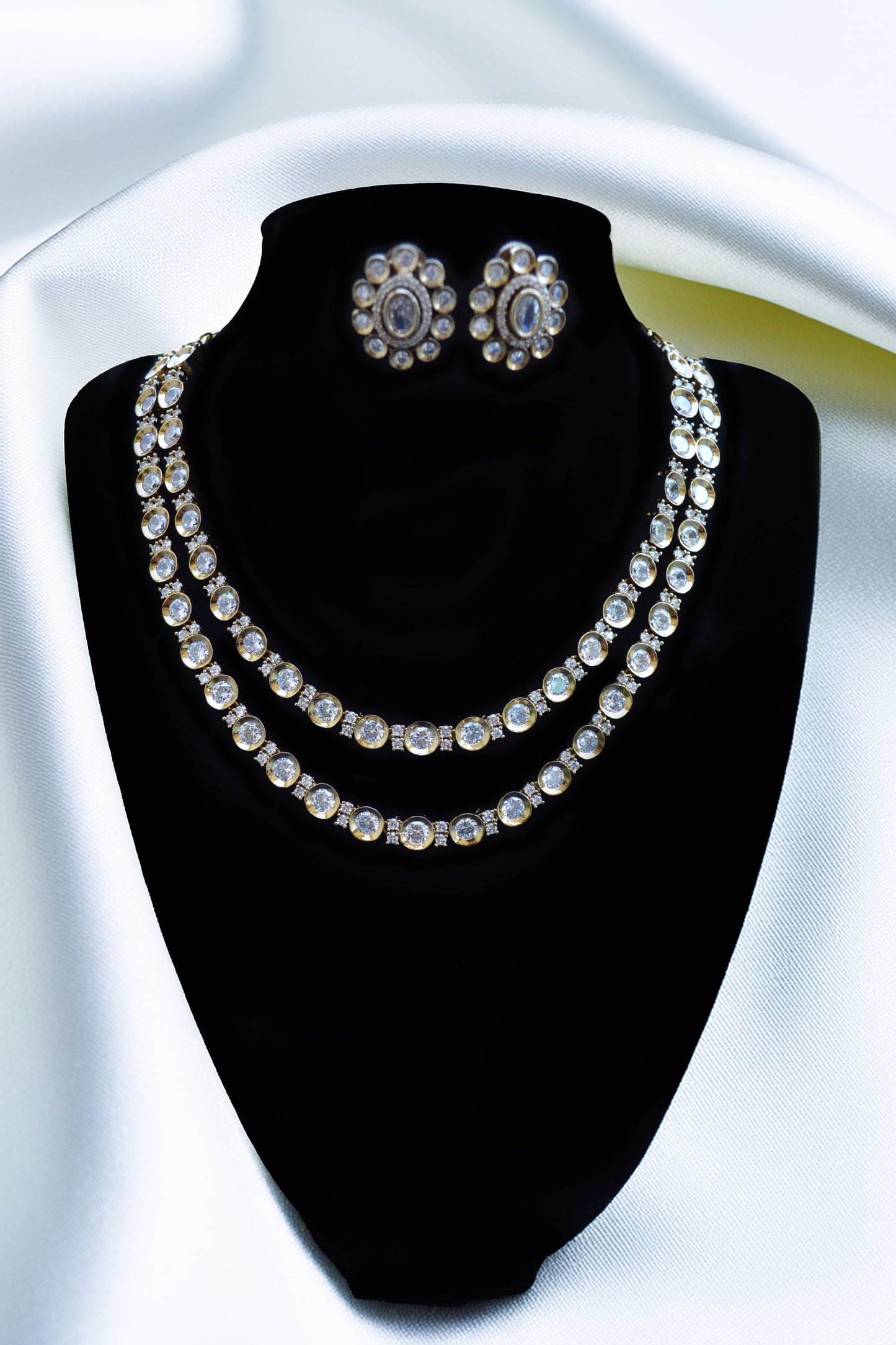 Two-Layered Fine Gold Finish Jadau Kundan Necklace