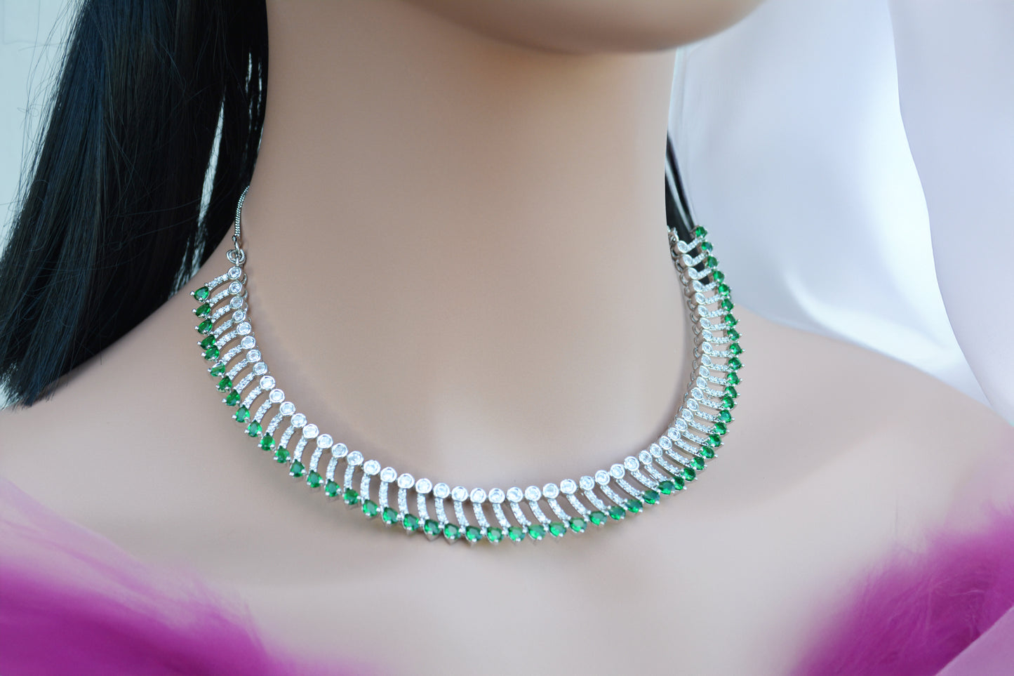 Stylish Green and Silver Stone Necklace