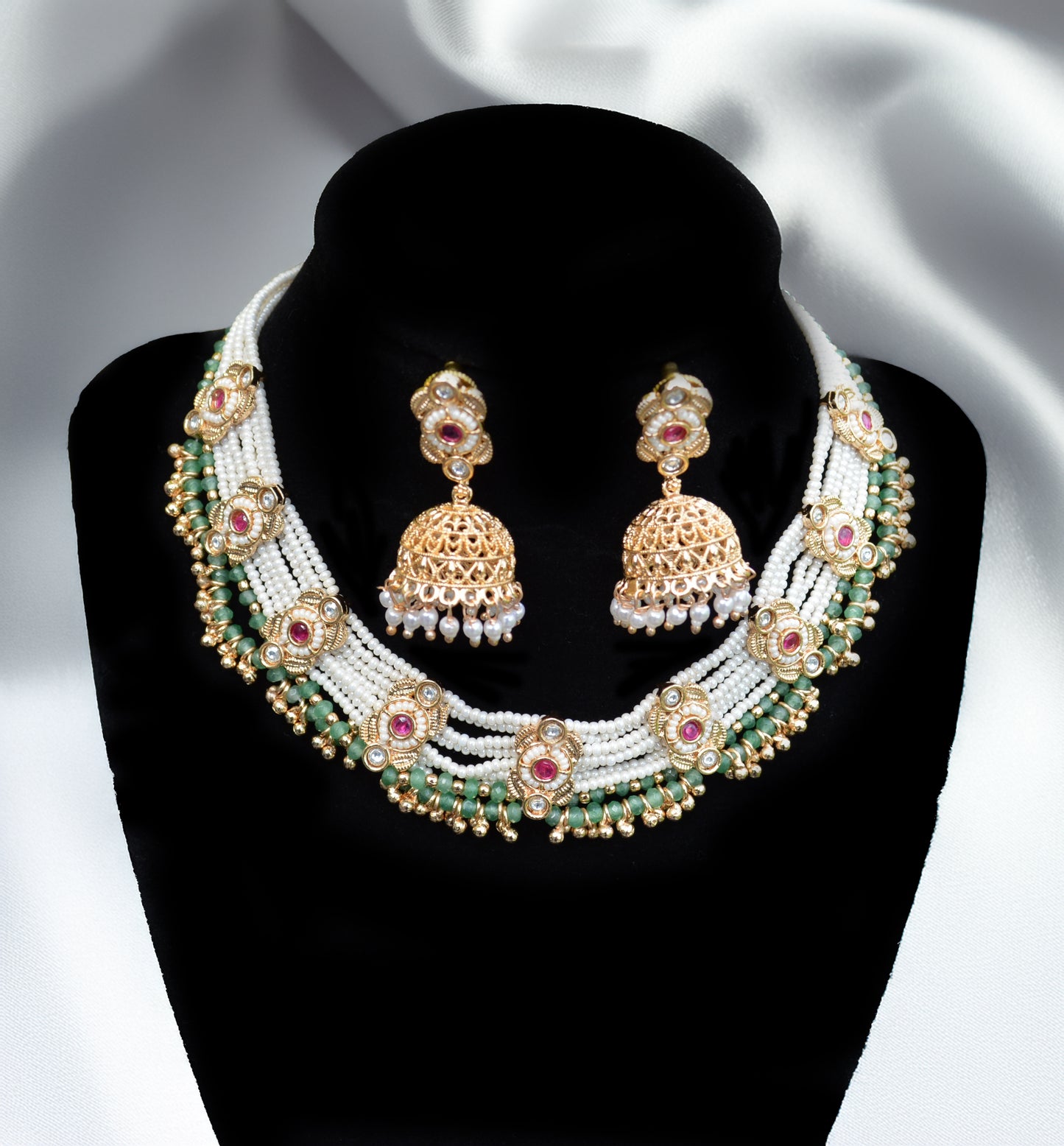 Short Kundan Necklace – Light Green with Ruby Accents