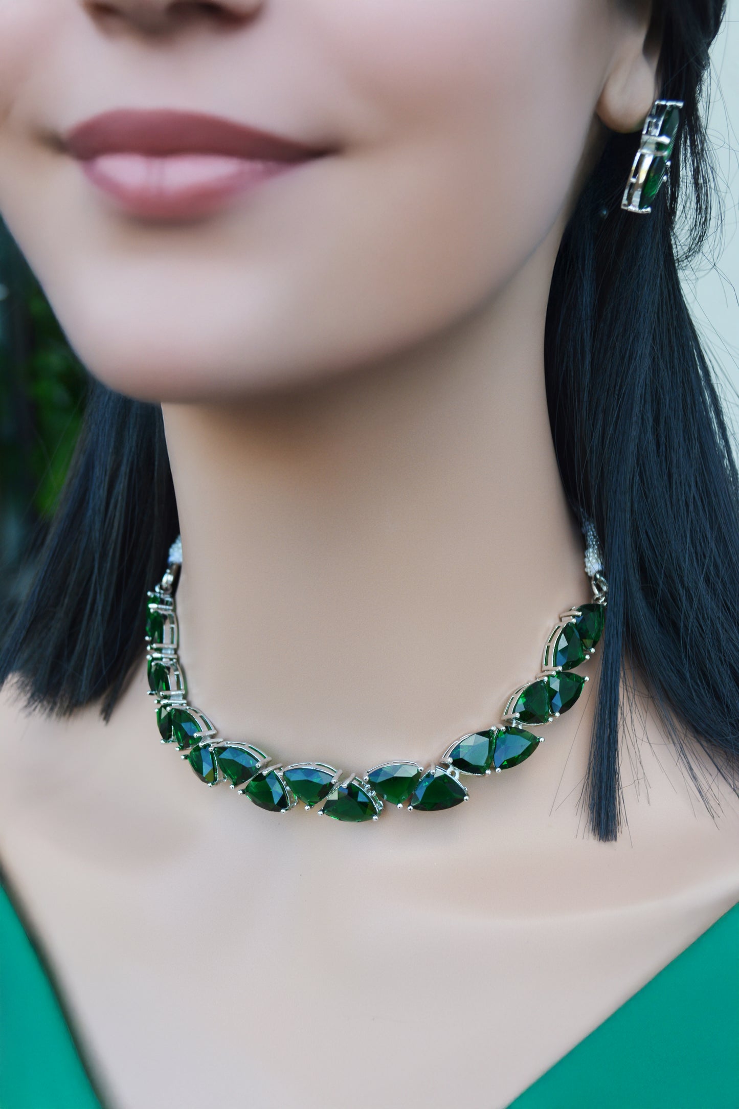 Stylish Green Stone Necklace